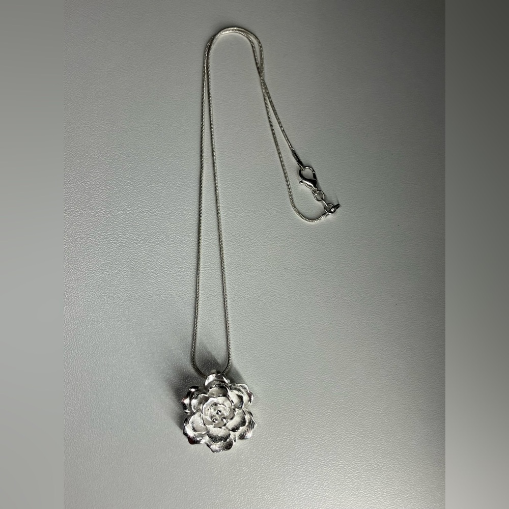 925 Flower Necklace